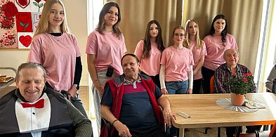 Kartuzy. Starość bez tabu. Licealistki podjęły temat, którego wielu unika