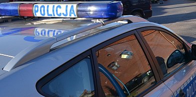 Ręboszewo. Pościg za kierowcą i pasażerem Audi. Porzucili auto w lesie