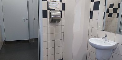 Kartuzy. Toalety na dworcu będą płatne. "Niektórzy wynoszą nawet sedesy!"