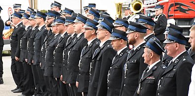 Odznaczenia i nowy wóz ratowniczo-gaśniczy dla druhów z OSP Sierakowice