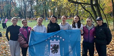 Dziewczęta z kartuskiego I LO Mistrzyniami Polski w biegach przełajowych-73259