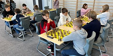 Świetne wyniki szachistów z Przyjaźni i kartuskiej "Dwójki"-73718