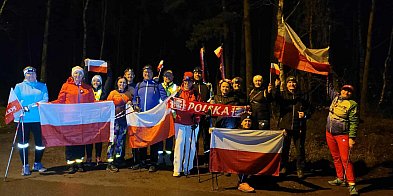 Banino. Zorganizowali marsz z kijkami dla Niepodległej-73781