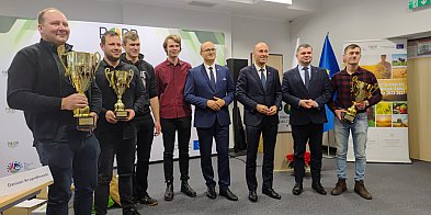 Damian Kropidłowski wśród najlepszych młodych rolników-74808