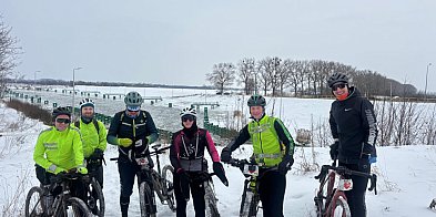 Rowerowa sztafeta na rzecz WOŚP. Natalia pokonała wiatr i mróz