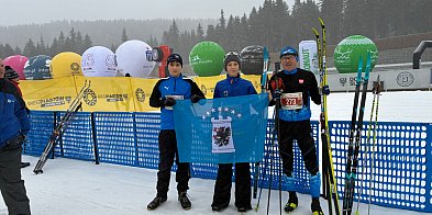 Narciarze Cartusii na starcie dorocznego Biegu Piastów