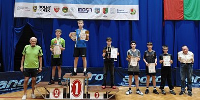 Tenis stołowy. Oliwier Woźniak Mistrzem Polski młodzików