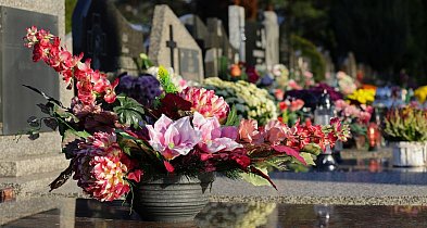 Wiązanki nagrobne na Wszystkich Świętych-73109