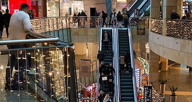 Dziś sklepy otwarte. To ostatnia niedziela handlowa w tym roku-75481