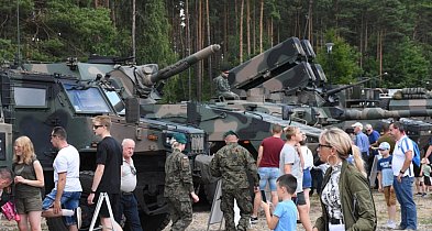 Uroczystości trzeciomajowe oraz Piknik Militarny w Żukowie