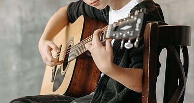 Młodzi gitarzyści spotkają się w Kartuzach. Konkurs w Szkole Muzycznej