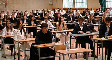Maturalny maraton wystartował! Tak było w Sierakowicach i "na Wzgórzu"