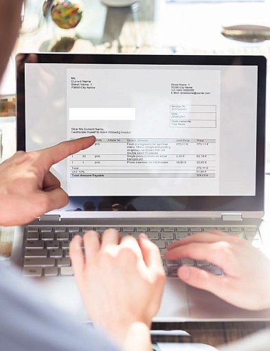 Duża zmiana dla firm. W niedzielę rusza Krajowy System e-Faktur