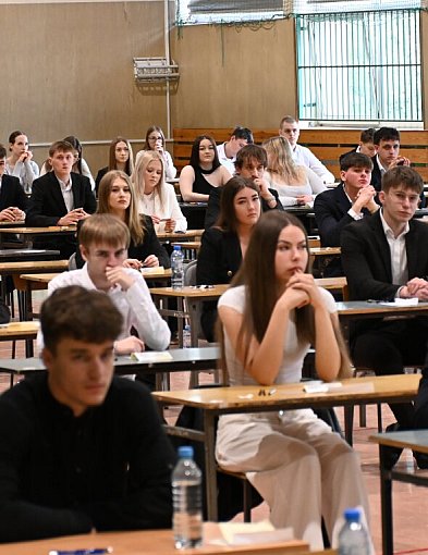Maturalny maraton wystartował! Tak było w Sierakowicach i "na Wzgórzu"