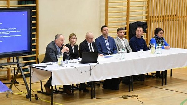 Konsultacje społeczne w Kamienicy Królewskiej (fragment)