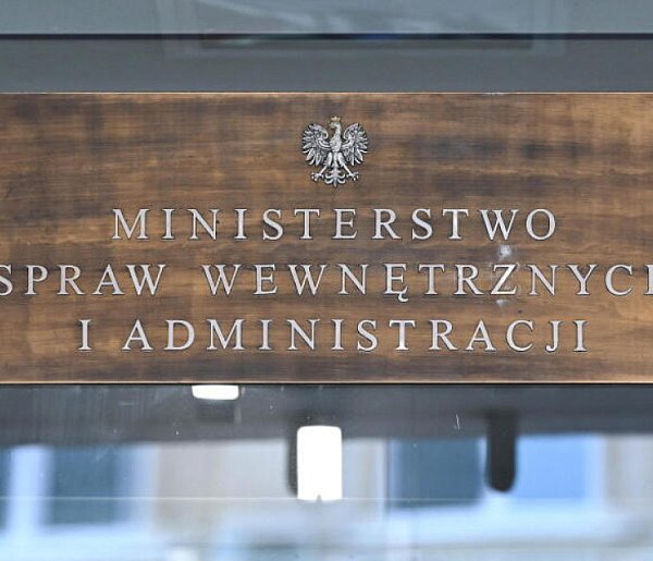 Według MSWiA ponad tysiąc budowli może spełniać funkcje ochronne-71633