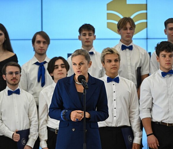 Barbara Nowacka apeluje rodziców o zaufanie nauczycielom-72502