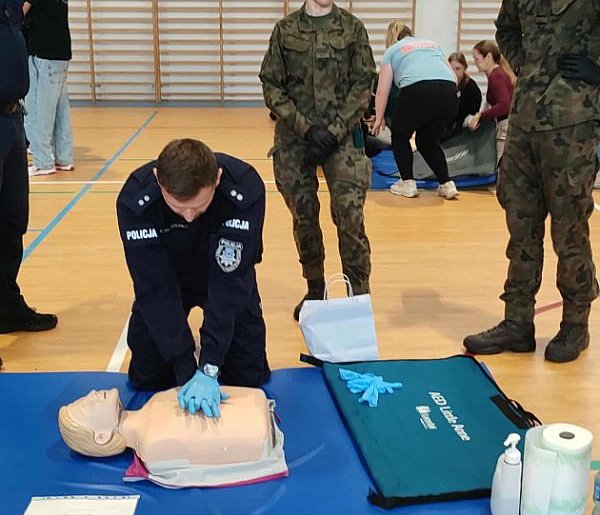 Akcja ,,5 minut dla serca” w Powiatowym Zespole Szkół w Przodkowie-72930