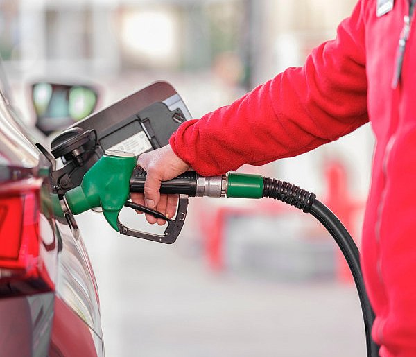 UOKiK skontrolował paliwa. Sprawdź, które stacje wypadły najgorzej-73578