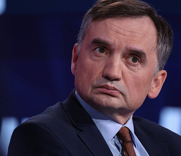 Sejm uchylił immunitet Zbigniewowi Ziobrze. Jest zgoda na jego zatrzymanie-73700