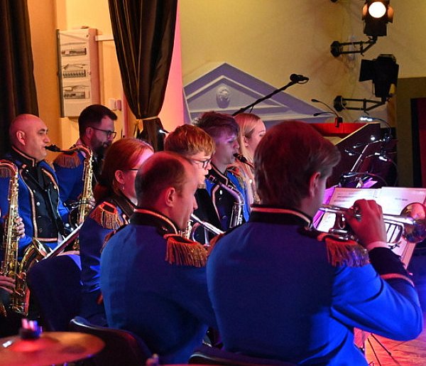 Chmielno. Patriotyczny koncert Orkiestry Dętej w Łapalicach-73796