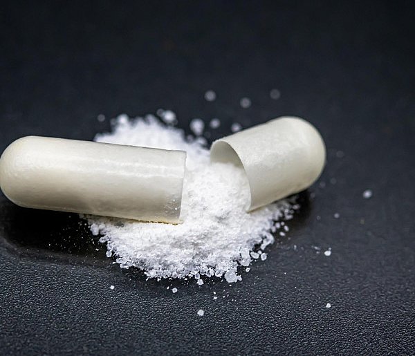 Salmonella w popularnym suplemencie. "Nie należy spożywać"-74184