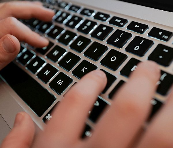 Wszystkie umowy gmin wartości powyżej 500 zł mają być publikowane-74307