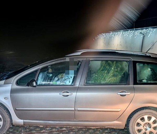 Smętowo Chmieleńskie. Policjanci złapali kaszubskiego "Grincha"-74778