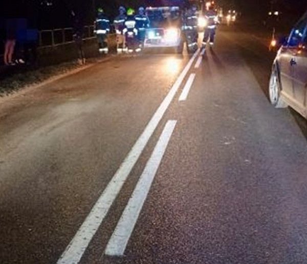 Sierakowice. Policja wyjaśnia okoliczności zderzenia opla z volkswagenem-74865