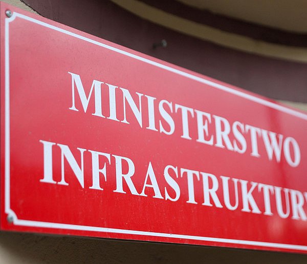 Ulgi kolejowe dla strażaków OSP? Ministerstwo nie wyklucza takiego rozwiązania-74910