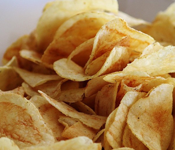 Podatek tłuszczowy a przekąski. Posłowie pokazują projekt-75054