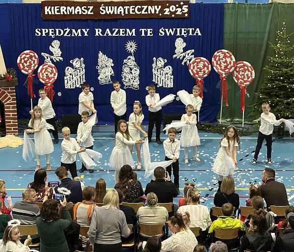 Dzień pełen magii, czyli coroczny Kiermasz Świąteczny w Goręczynie-75231