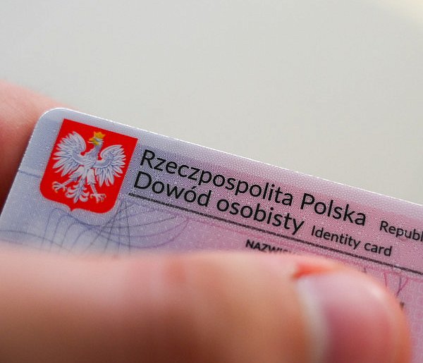 Nie musisz już biec do fotografa. Zdjęcie do dokumentów zrobisz w domu-75339