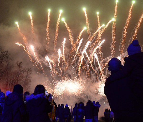 Nowy Rok bez tragedii. Apel policji w sprawie fajerwerków-75586