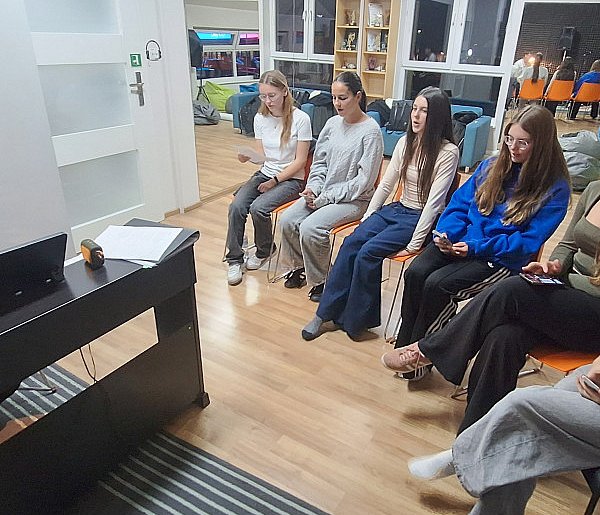 Udany "Rodny Voice" w Baninie. Udział wzięło kilkanaście zespołów-75835