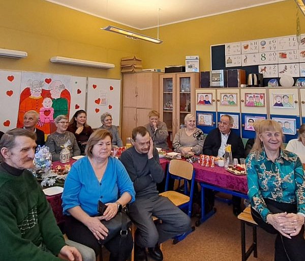 Dzień Babci i Dzień Dziadka to szczególny czas społeczności SP w Przodkowie-76591