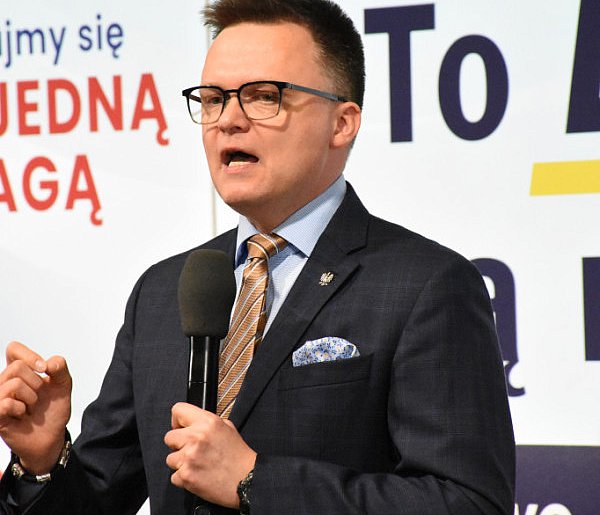 Polska 2050 w kryzysie. Co na to lider partii?