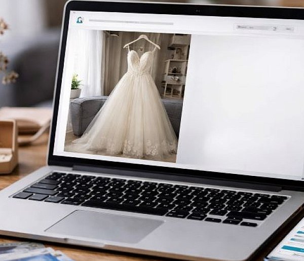 Chciała sprzedać suknię ślubną. Zamiast zysku - strata tysięcy złotych