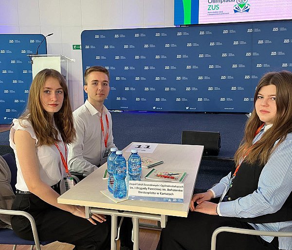 Młodzi eksperci od ubezpieczeń są ze "Wzgórza". Pojadą na finał ogólnopolski