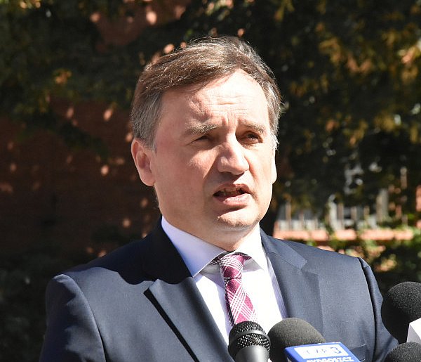 Ziobro straci dietę i 90 proc. wynagrodzenia? Jest zapowiedź marszałka Sejmu