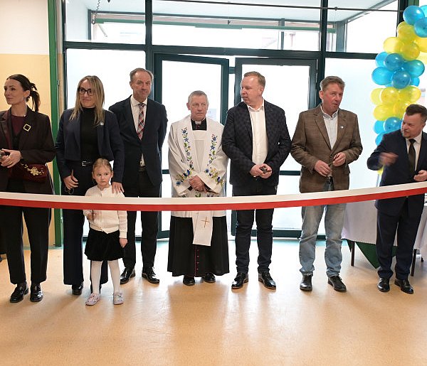 Przodkowo. Nowe skrzydło szkoły otwarte. "To drzwi do przyszłości"