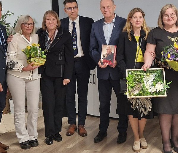 Uniwersytet dla Każdego w Baninie. Spotkanie z Marią Karwetą