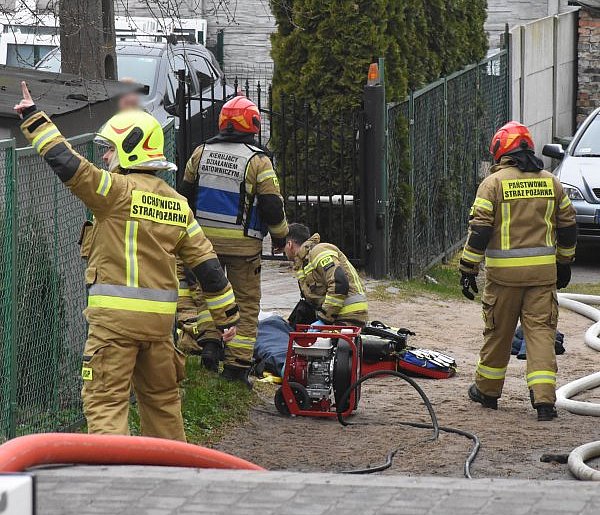 Kartuzy. Pożar mieszkania w budynku przy ul. Jeziornej