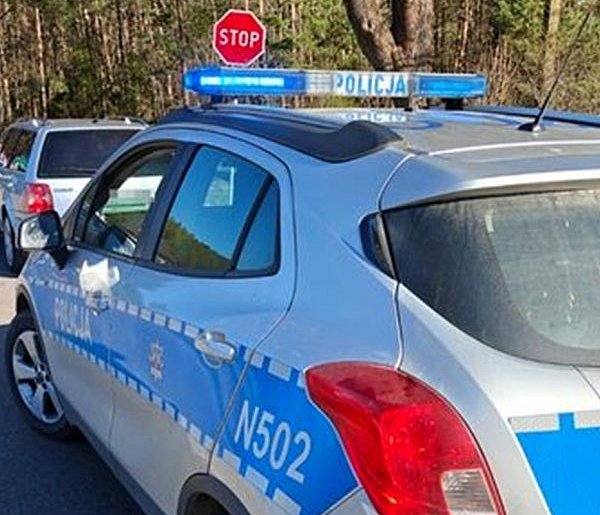 Policyjny pościg za 25-latkiem z Jelonka do Wygody Łączyńskiej