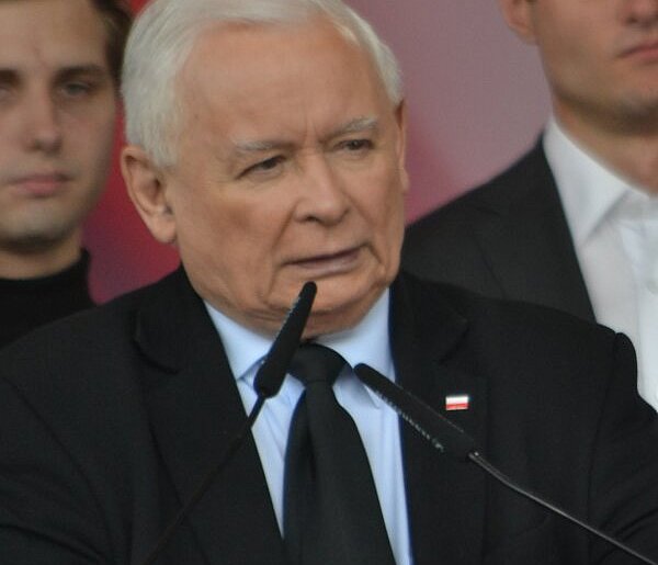 Kaczyński za całkowitym zakazem kryptowalut