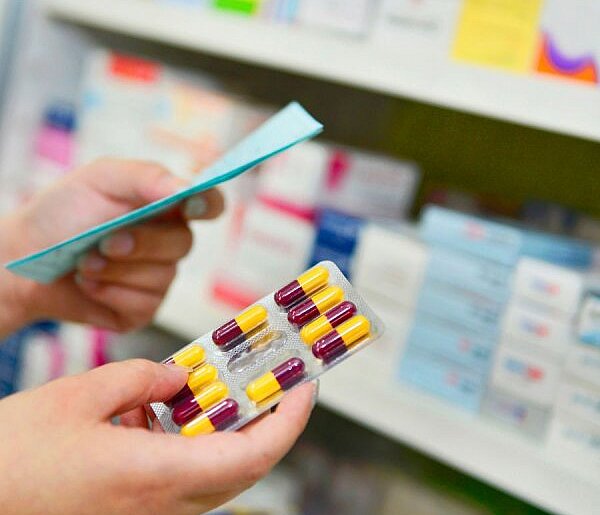 Ponad 280 leków na liście zagrożonych. GIF: system stabilny, ale są ryzyka