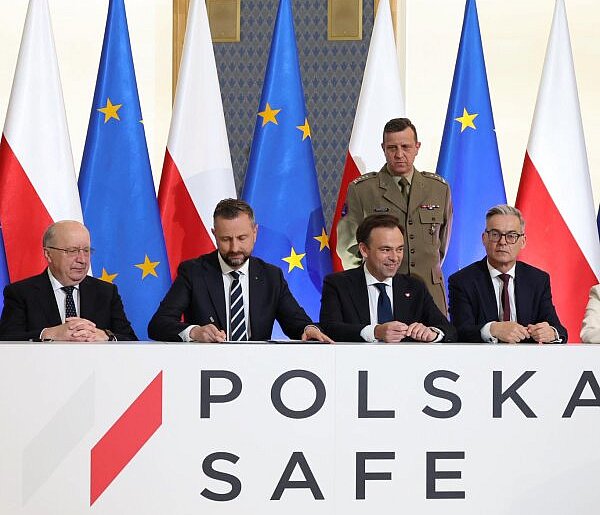 Przełomowy moment.  Jest umowa ws. programu SAFE
