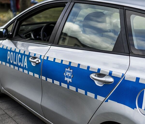 Łapino Kartuskie. Pościg za kierowcą dostawczaka