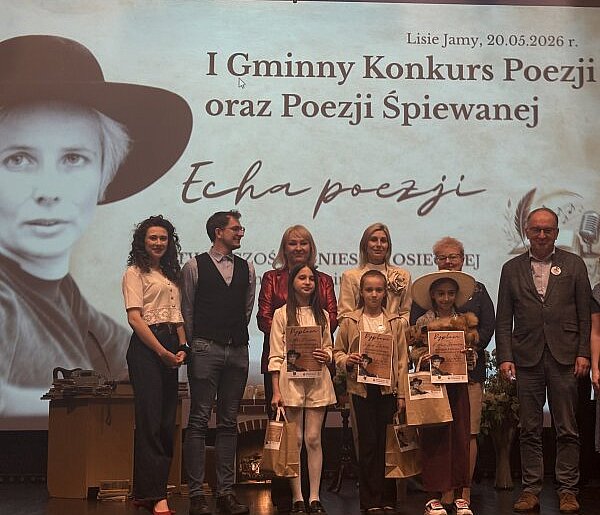 Osiecka wciąż inspiruje. "Echa Poezji" w sierakowickim Centrum Kultury