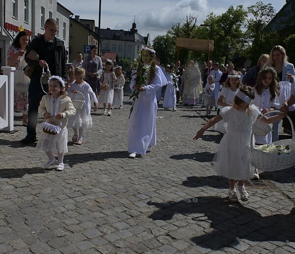 Uroczystość Bożego Ciała w parafii pw. św. Kazimierza w Kartuzach